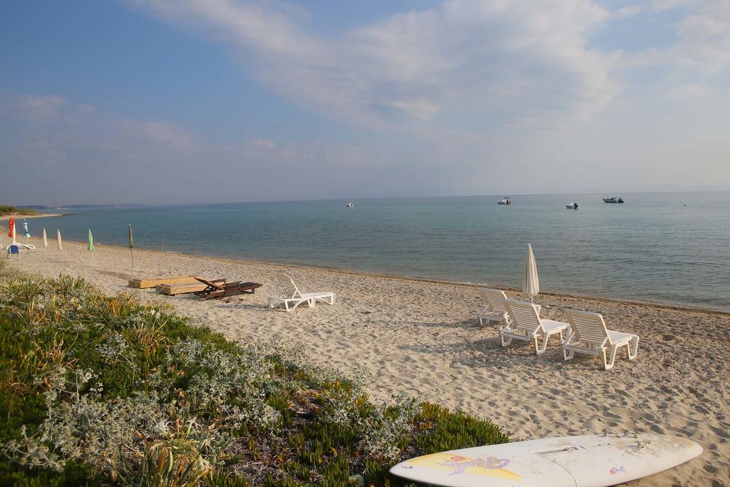 Beach Front Chanioti 波利克罗诺 外观 照片